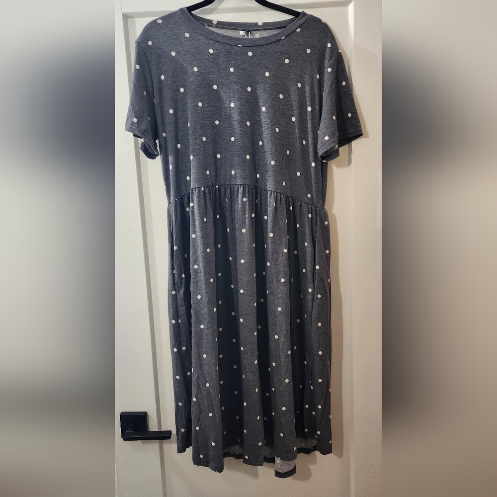 Polka Dot Short Sleeve Midi Dress